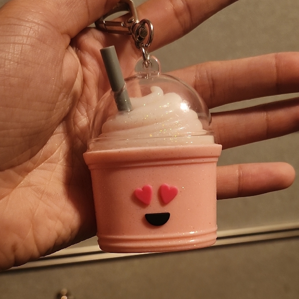 Bath and body works Cute Pink Smiley Face drink hand sanitizer holder Keychain